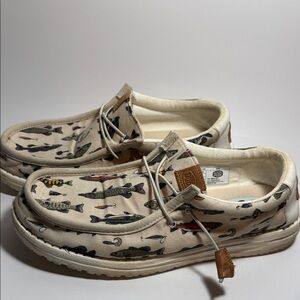 Hey Dude Men’s Size 10 Slip-On Shoes | Fish Print Canvas Casual Loafers